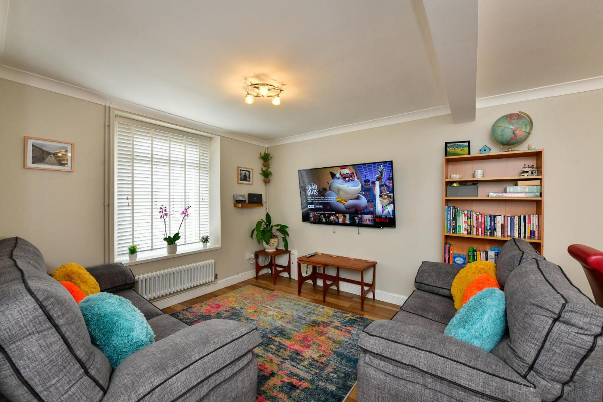 Free Parking - Heart Of The City - Superb Townhouse & Garden - Peaceful Area But Only 5Min Walk To Beach, Shops, Bars, Arena, Marina, Parks سوانسي المظهر الخارجي الصورة